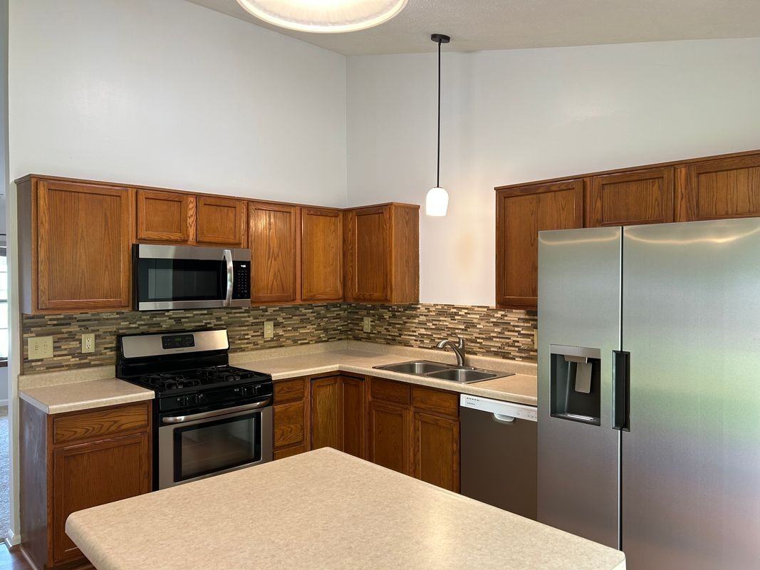 6438 Thistle Bnd - Photo 3 of 21