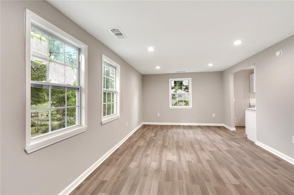 2157 Penelope St Nw - Photo 2 of 14