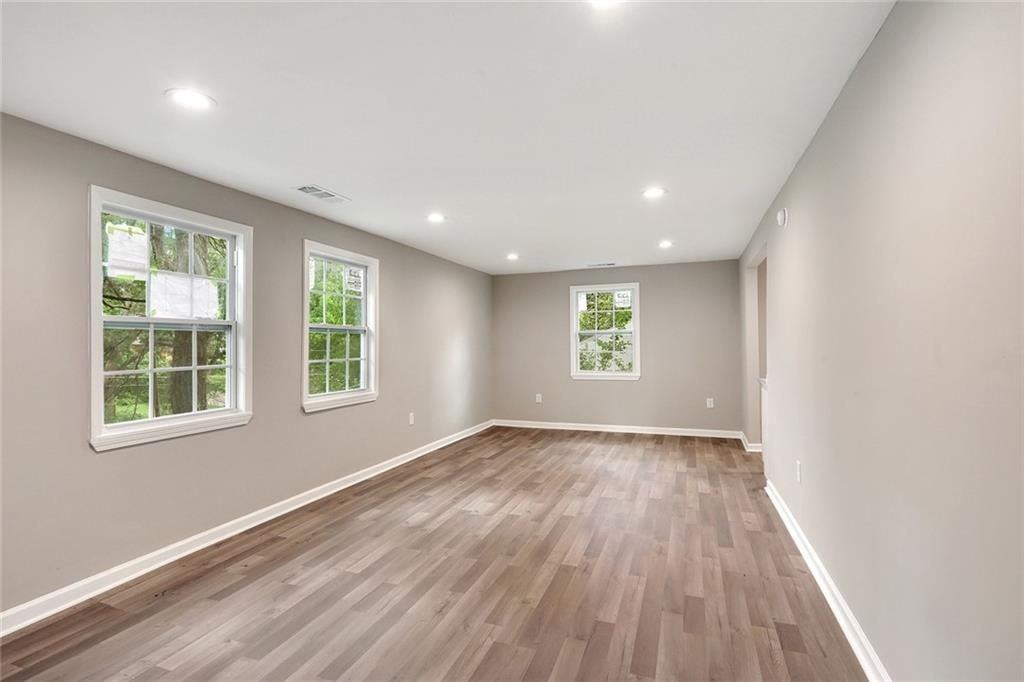 2157 Penelope St Nw - Photo 3 of 14