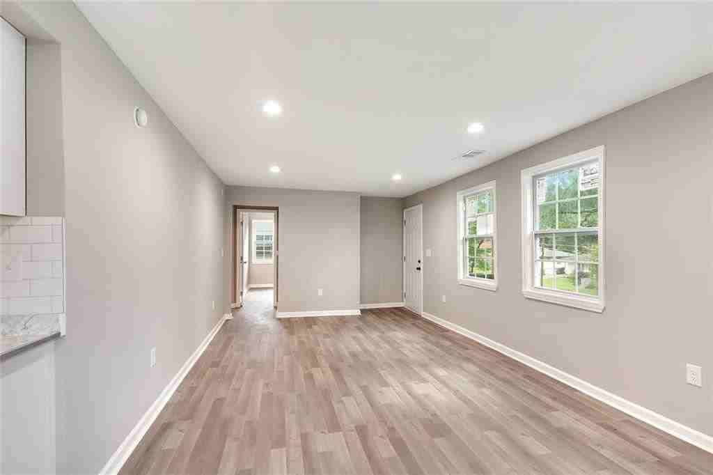 2157 Penelope St Nw - Photo 4 of 14