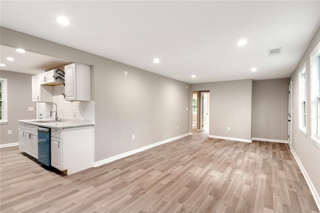 2157 Penelope St Nw - Photo 5 of 14