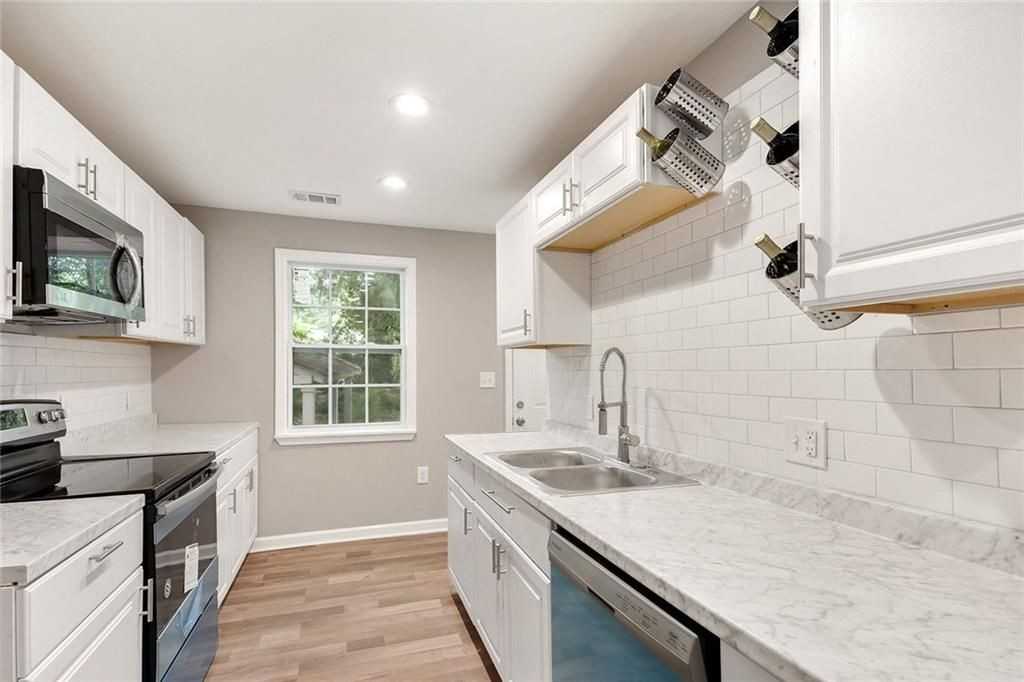 2157 Penelope St Nw - Photo 6 of 14