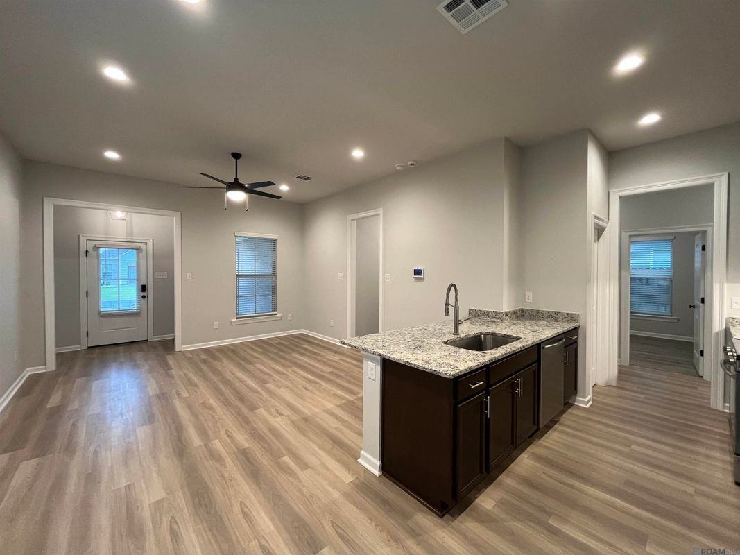 28439 Middlebrook Way - Photo 6 of 19