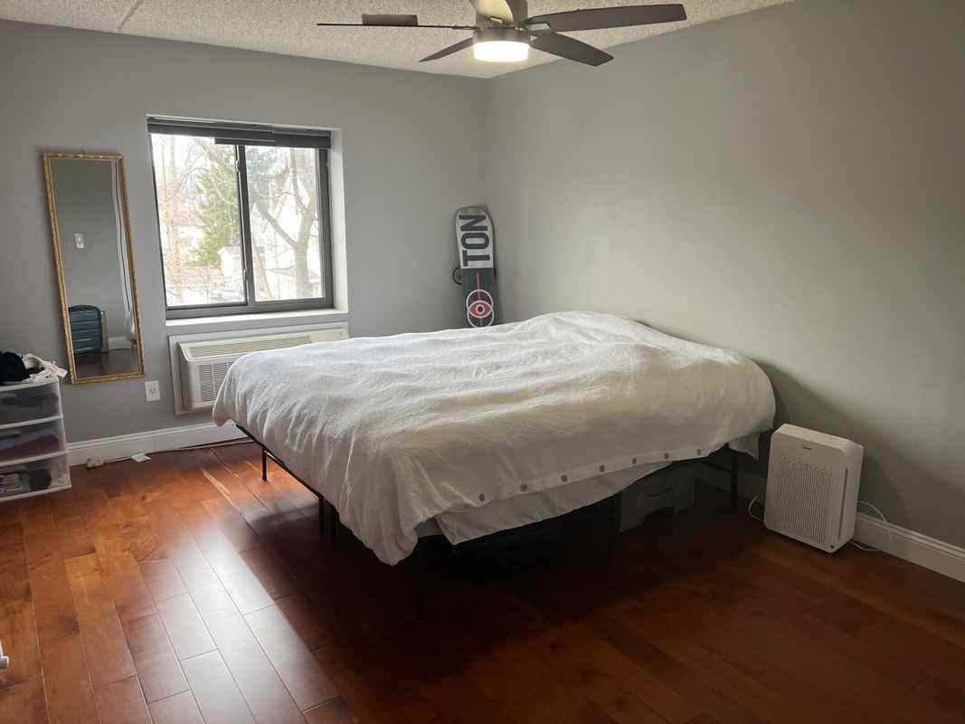 281 Park St ##2i - Photo 6 of 9