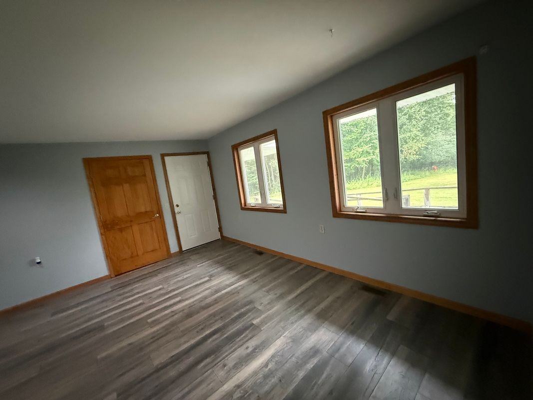 386 S Brooke St - Photo 3 of 25