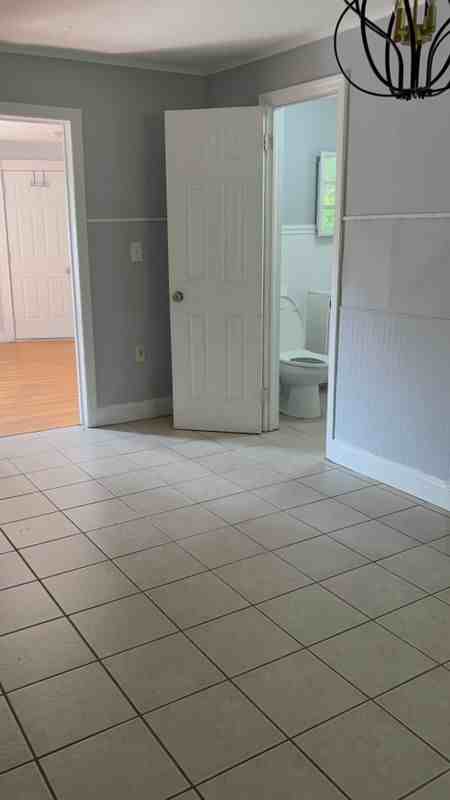 135 York St ##2fl - Photo 7 of 7
