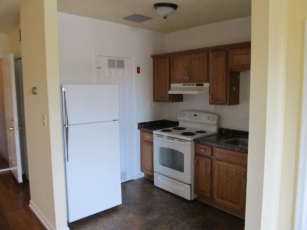 807 Caroline St ##2 - Photo 2 of 7