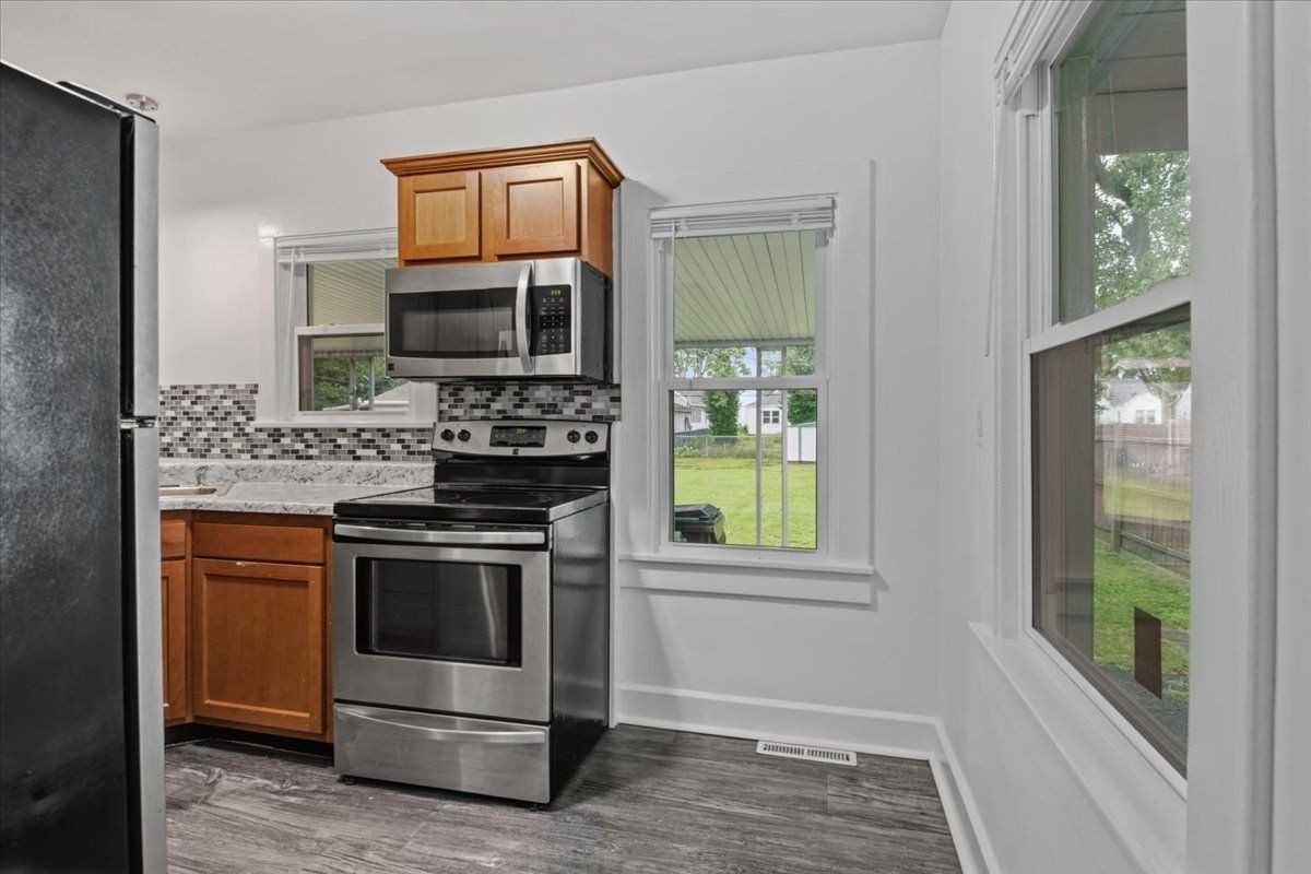 2928 S 4th St - Photo 5 of 12