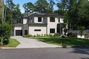 featured image of 3293 Lenox Pl Ne