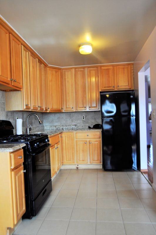 12107 Guy R Brewer Blvd - Photo 2 of 8