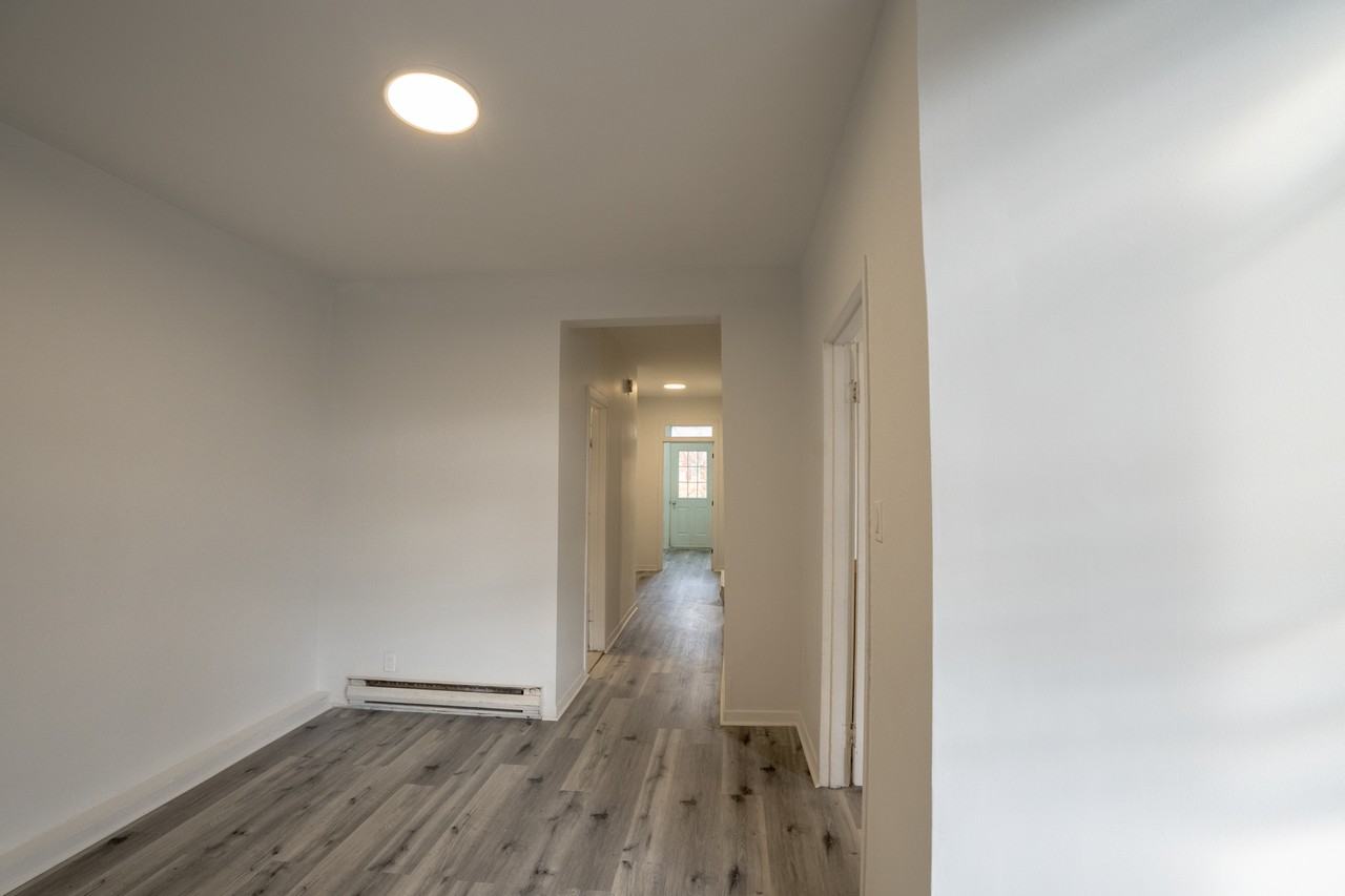 4852 Rue Saint-Urbain — photo 1