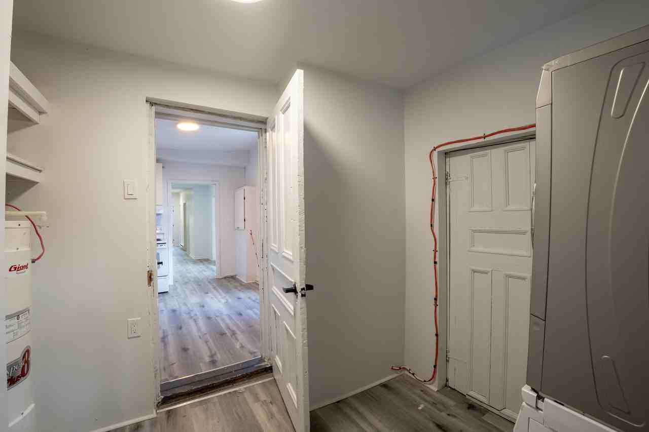 4852 Rue Saint-Urbain — photo 2