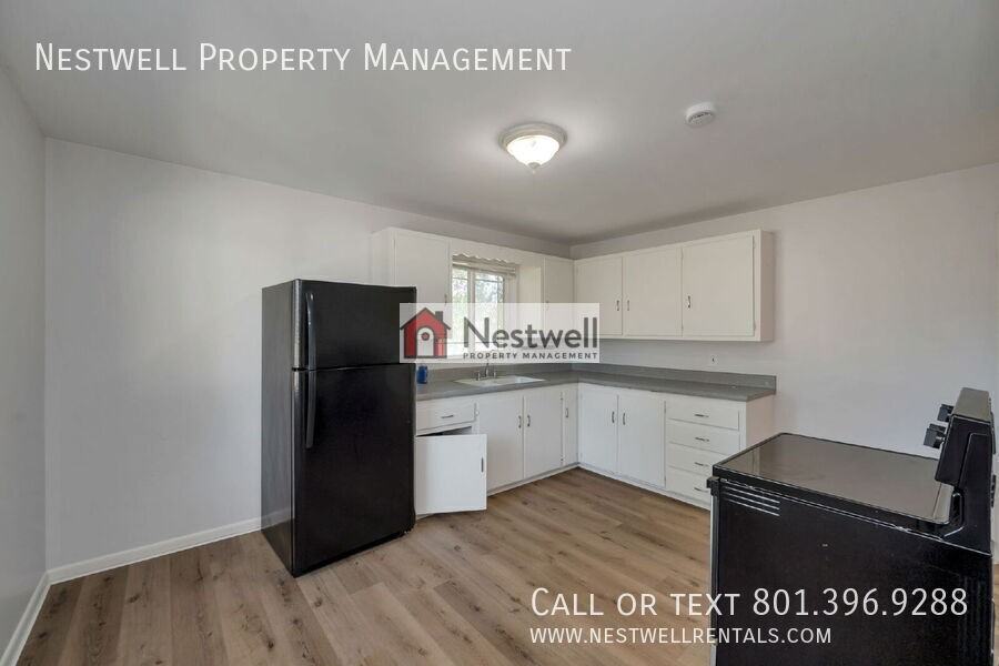377 E Scott Ave - Photo 4 of 19