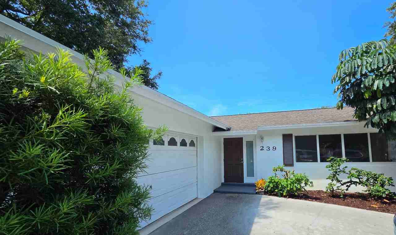 239 W Riverside Dr #NA - Photo 2 of 11
