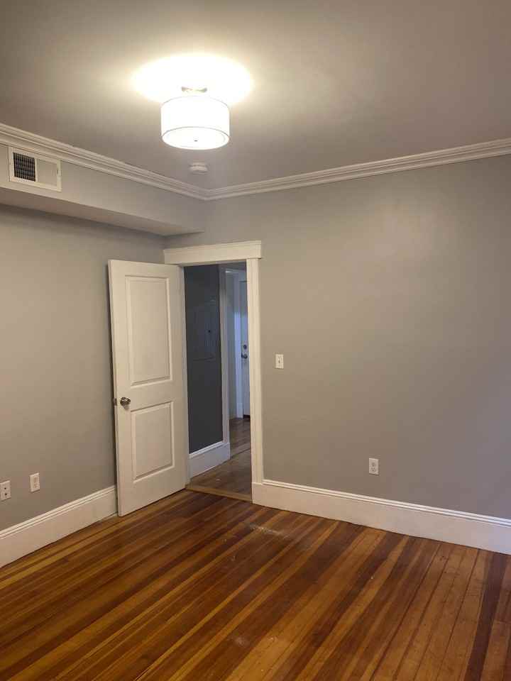 21 Pond St #2 - Photo 7 of 15