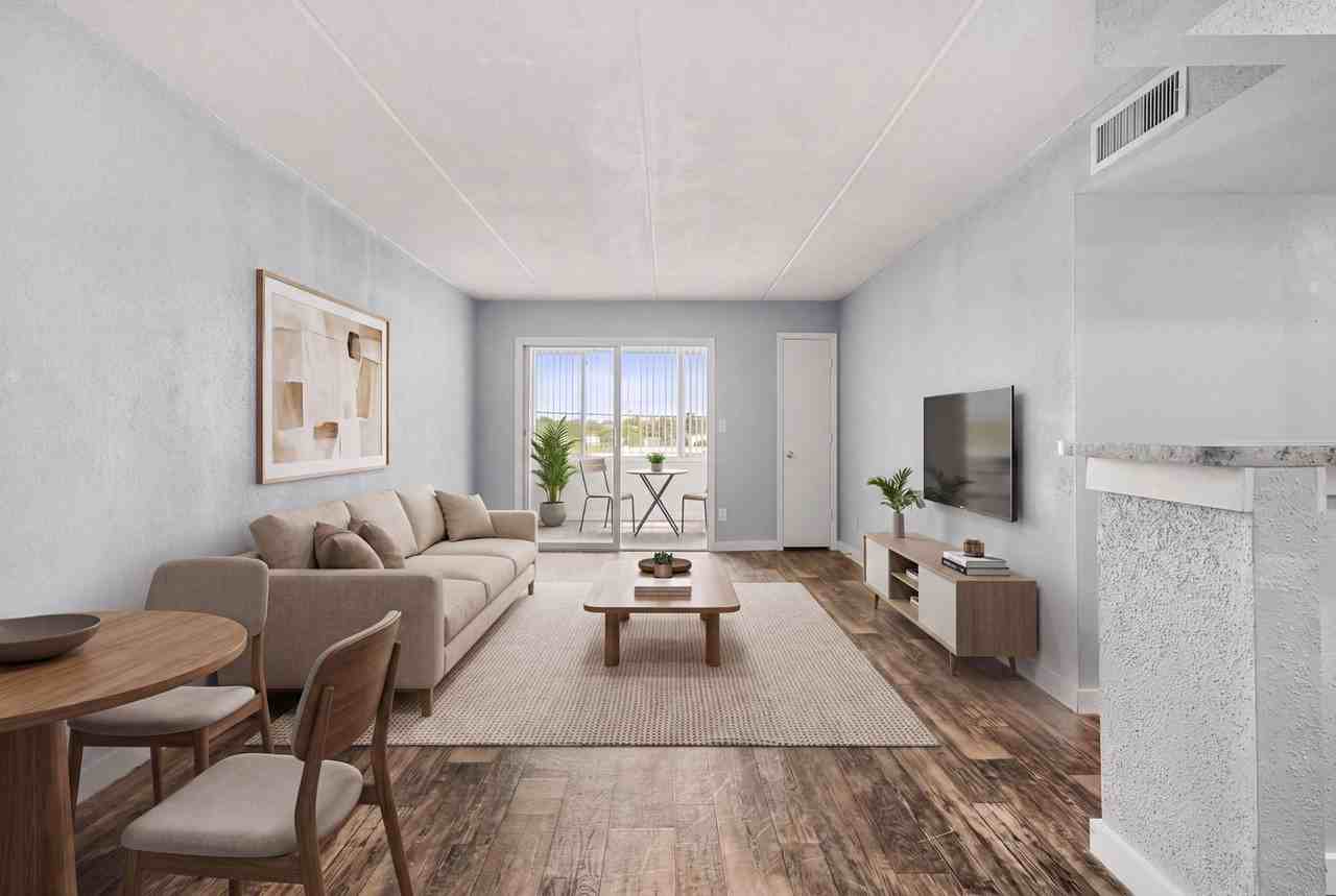 Loft at Third Apartments | Renovated 1 & 2 Bedroom Apartments - Photo 4 of 50
