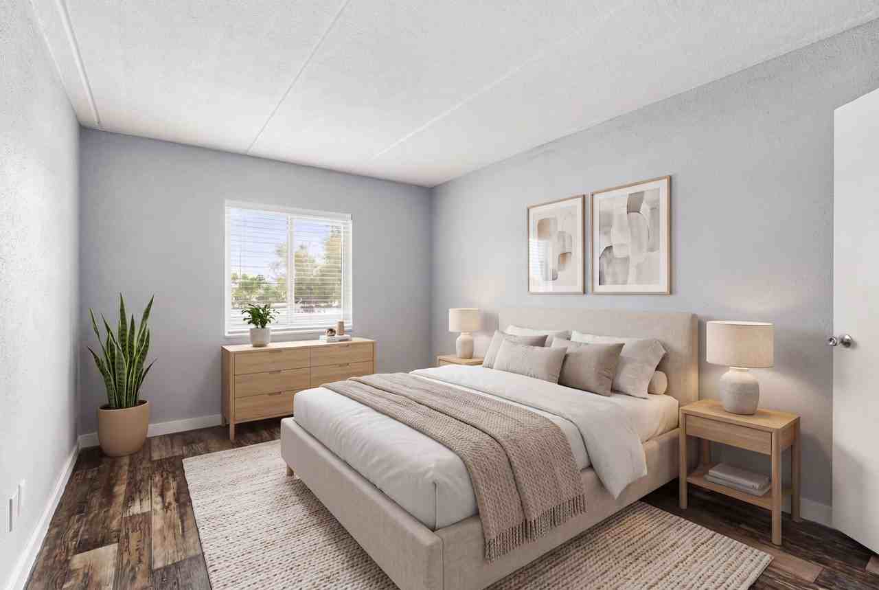 Loft at Third Apartments | Renovated 1 & 2 Bedroom Apartments - Photo 6 of 50