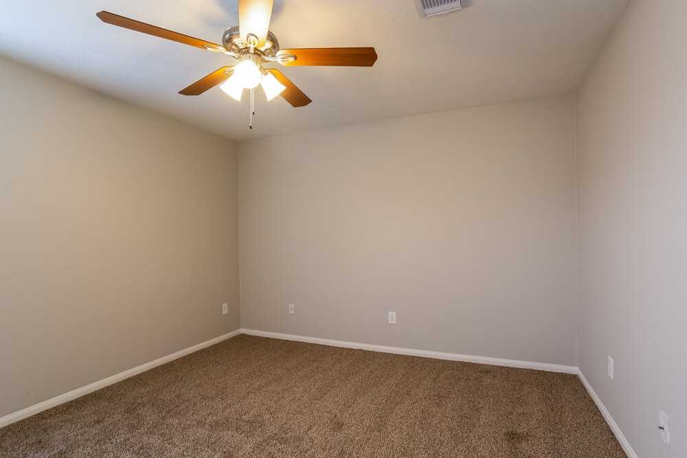 13527 Ambrose St - Photo 7 of 15