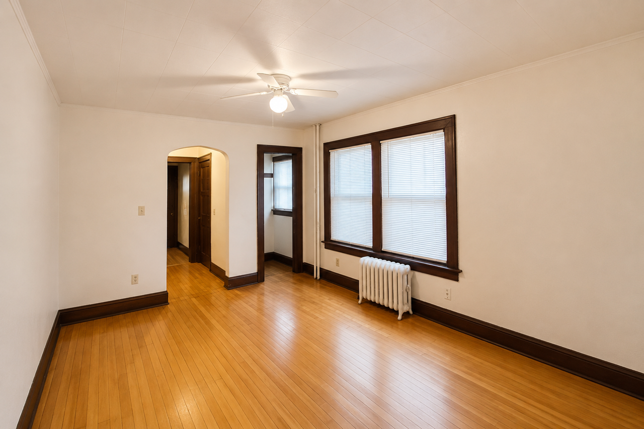 1025 Jenifer St #1E - Photo 3 of 7