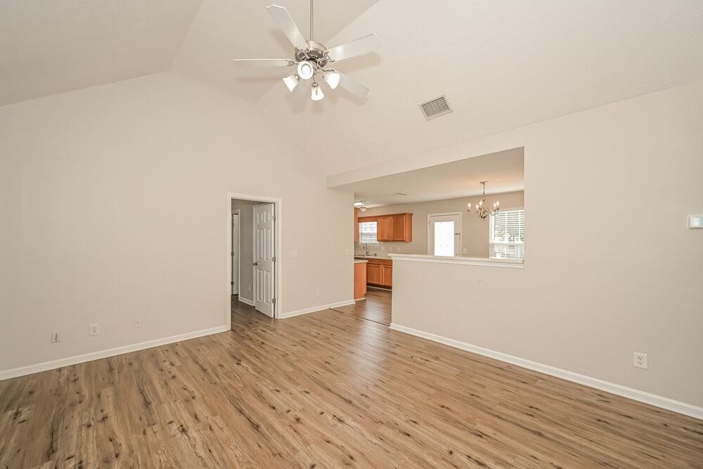 154 Dreville Dr - Photo 3 of 16