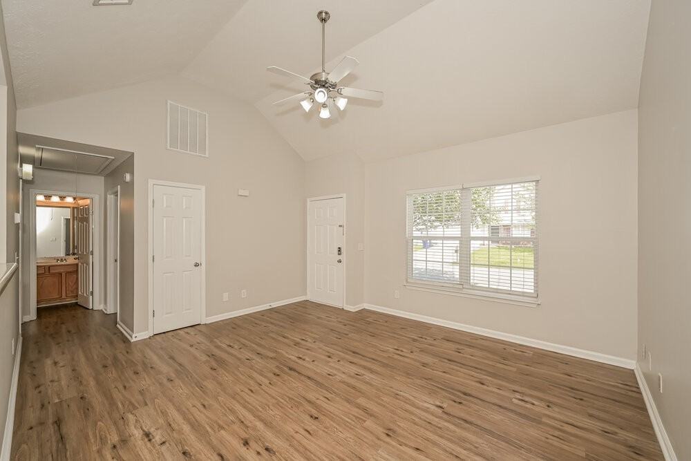 154 Dreville Dr - Photo 4 of 16