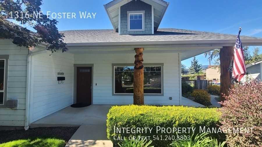 1316 Ne Foster Way - Photo 3 of 28