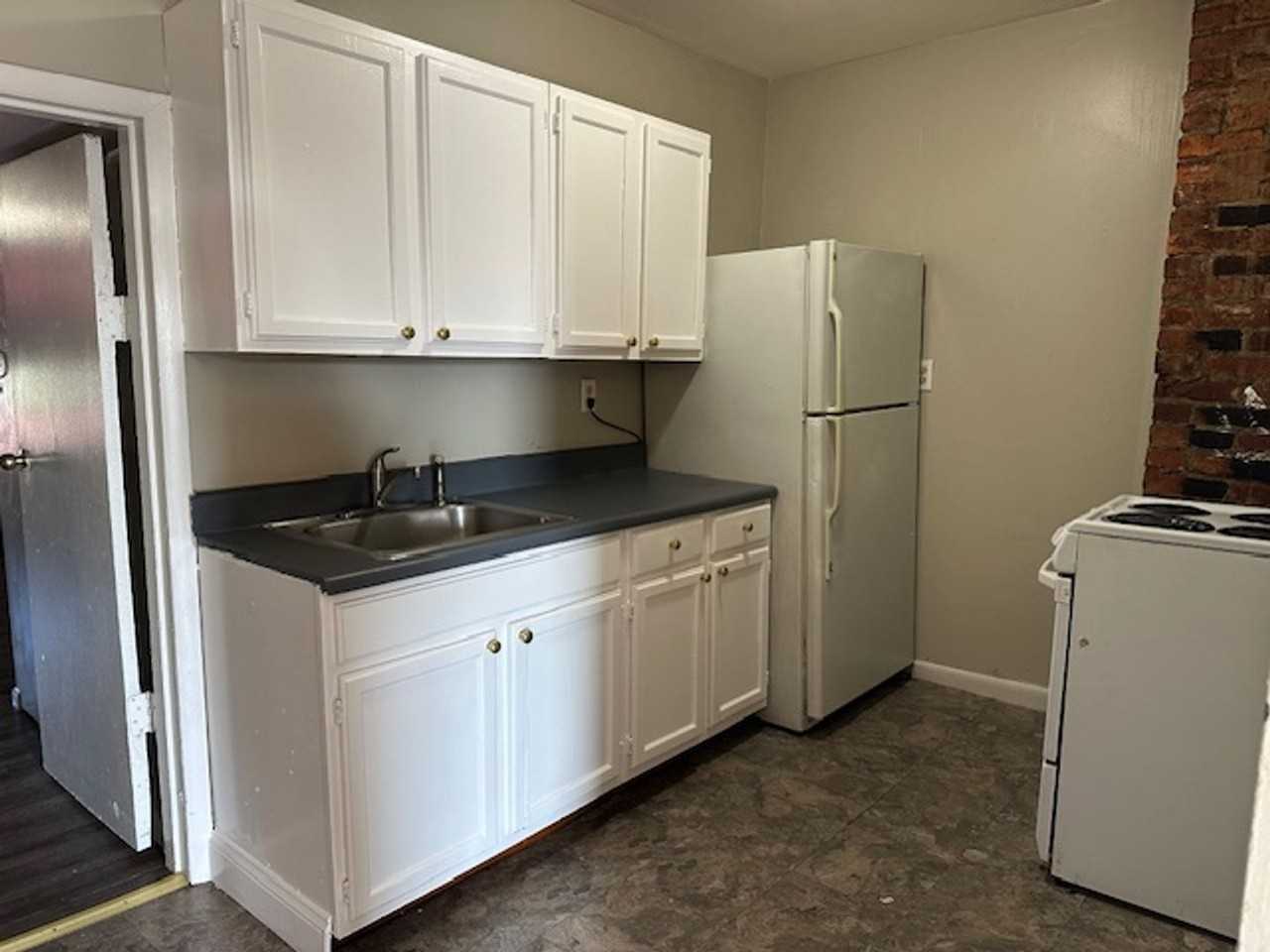 142 S Hanover St #4 - Photo 4 of 9