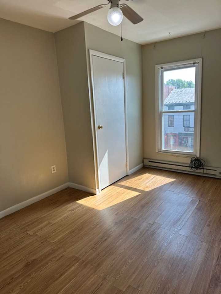 142 S Hanover St #4 - Photo 6 of 9