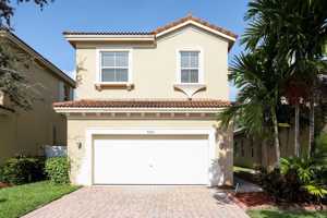 featured image of 960 Ne 37th Ave