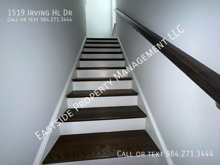 1519 Irving Hill Dr - Photo 6 of 23