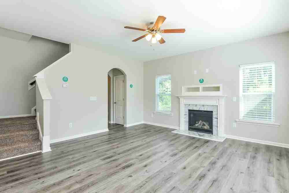 105 Lakemont Dr - Photo 6 of 16