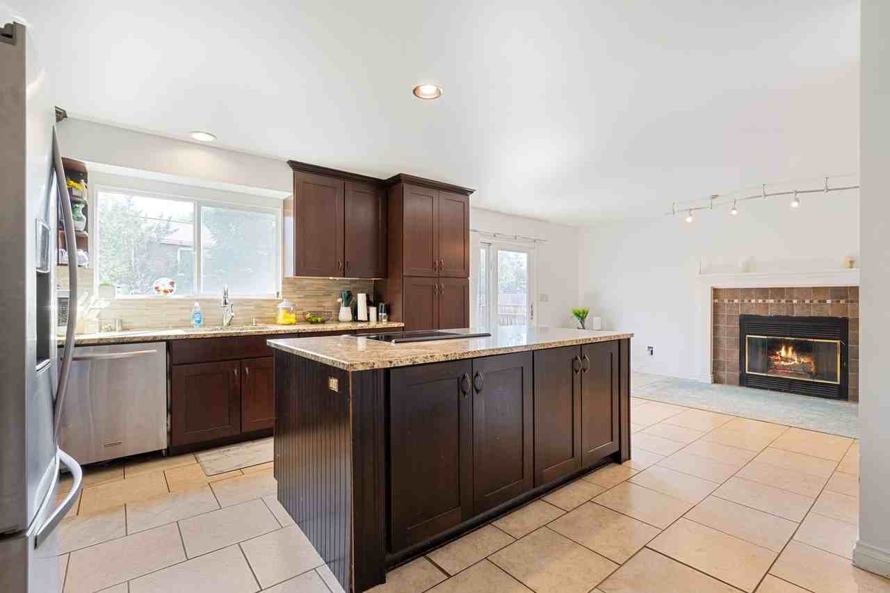 6407 Compton Rd - Photo 5 of 17