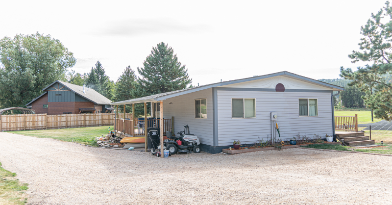 459 Major Lake Dr - Photo 2 of 19