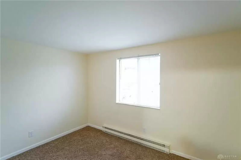 5375 Dunmore Dr - Photo 7 of 11