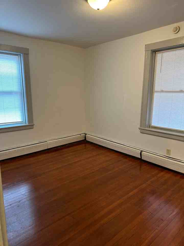 139 Lawlor St #1FL - Photo 4 of 5