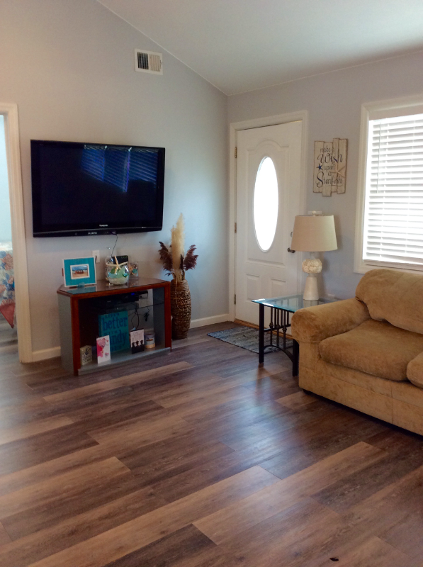 132 Kathryn St - Photo 7 of 12