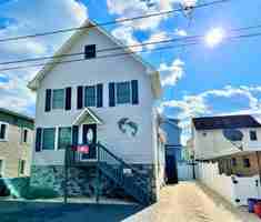featured image of 61 Fielder Ave