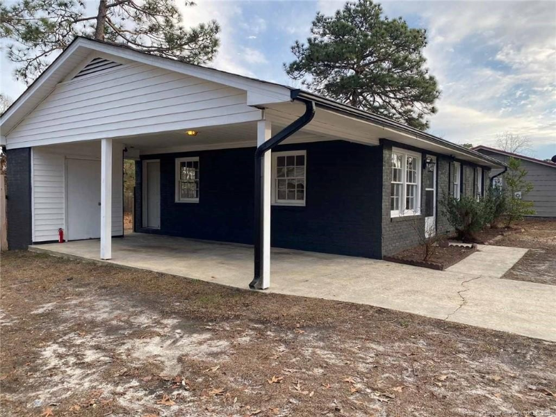 1721 Merry Oaks Dr - Photo 2 of 43