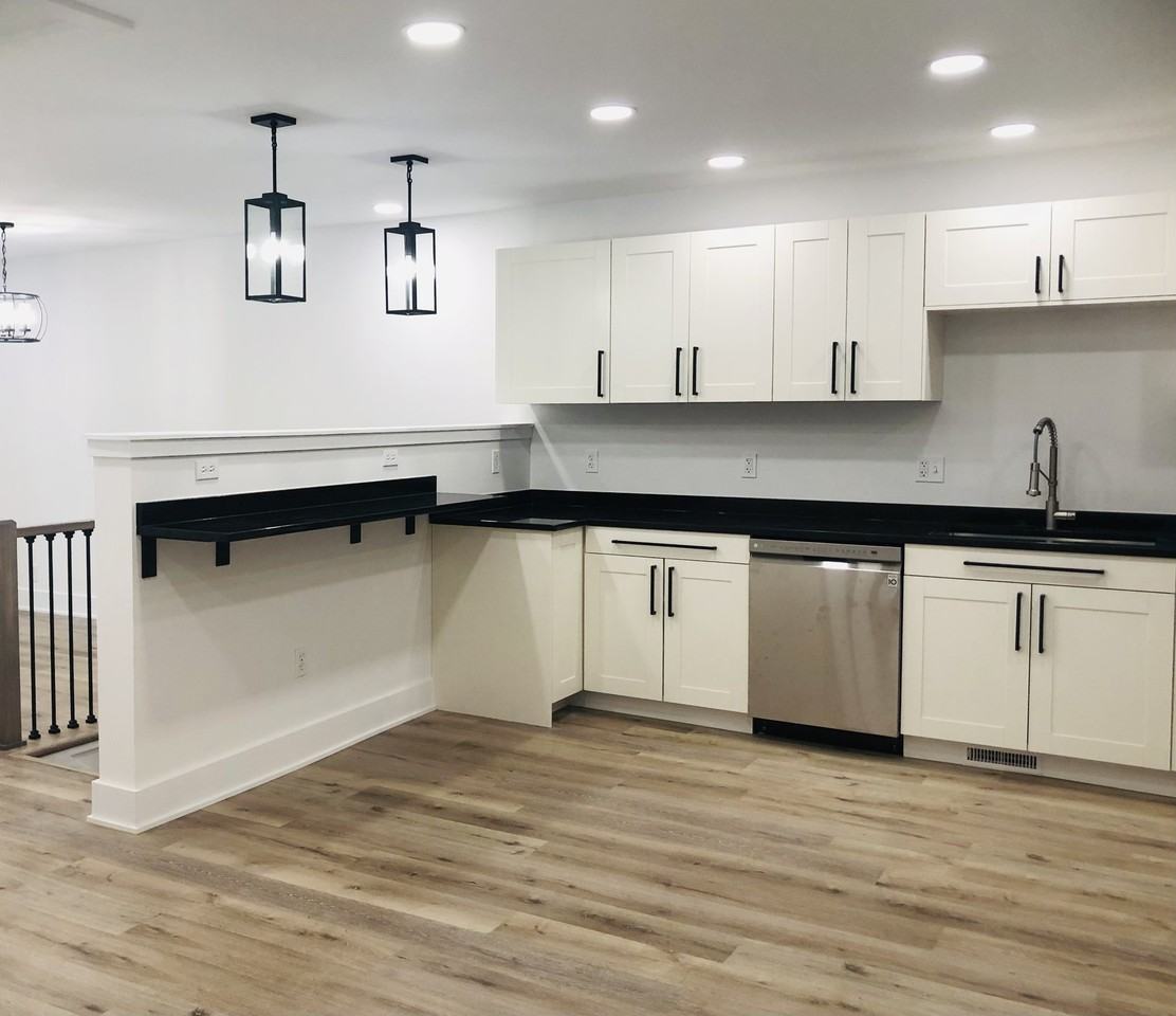 2867 Charing Rd - Photo 2 of 42