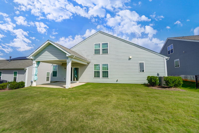 125 Barberry Dr - Photo 3 of 39