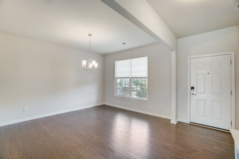 125 Barberry Dr - Photo 6 of 39