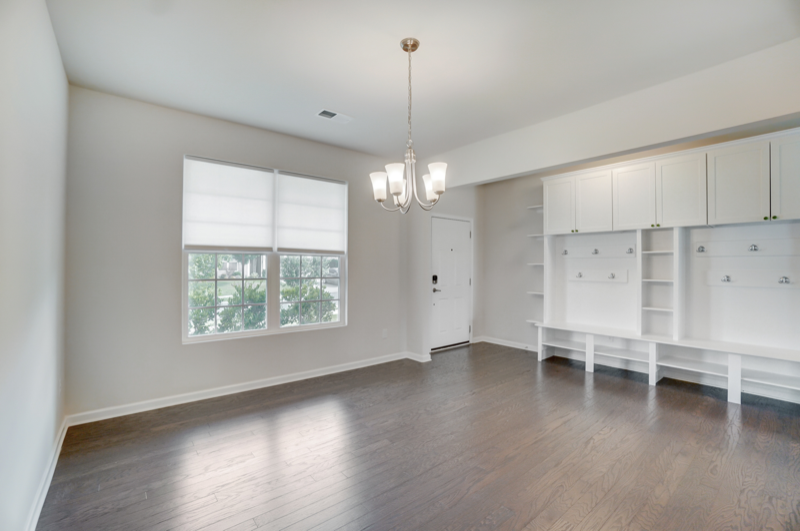 125 Barberry Dr - Photo 7 of 39