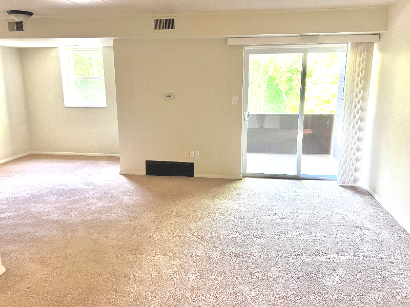 3409 Sardis Rd #102 - Photo 4 of 10