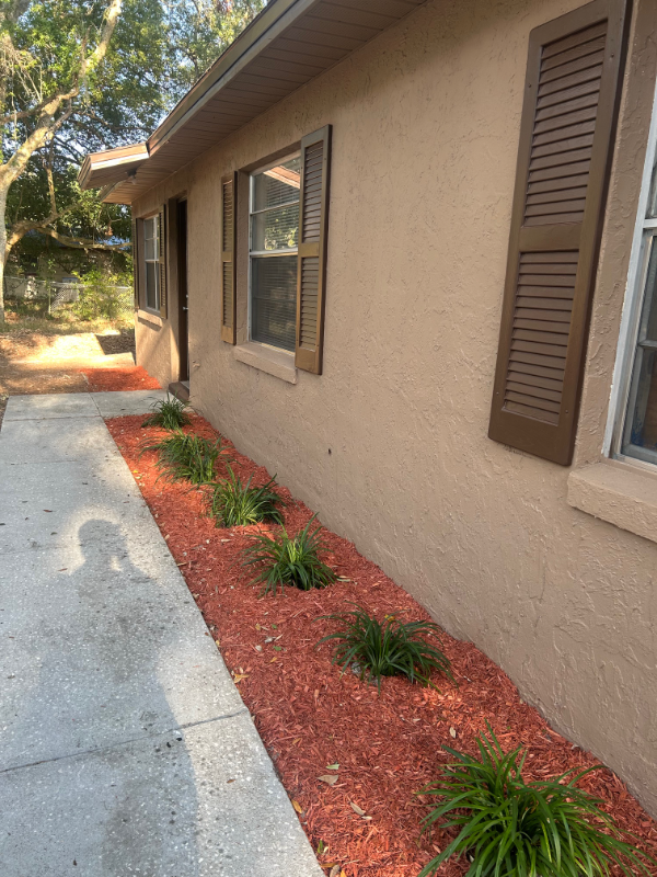 1026 Birchwood Ct #2 - Photo 2 of 7