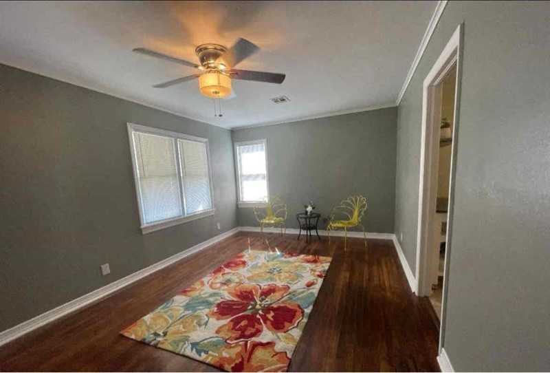 2320 Elmira St - Photo 2 of 10