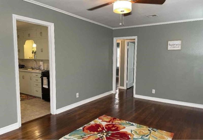2320 Elmira St - Photo 3 of 10