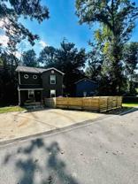 206 Maple Dr - Photo 1 of 1