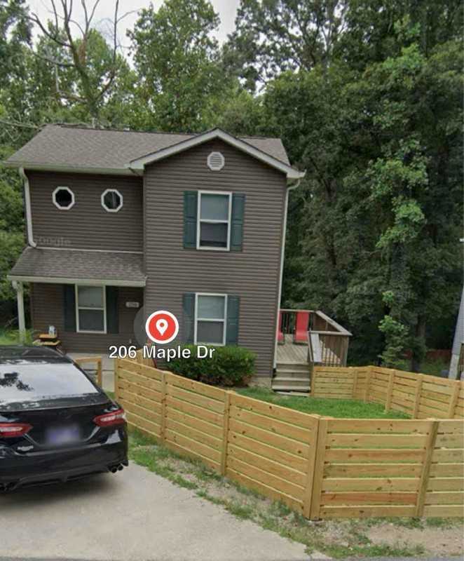 206 Maple Dr - Photo 5 of 27