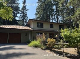 featured image of 3047 W Lake Sammamish Pkwy Ne
