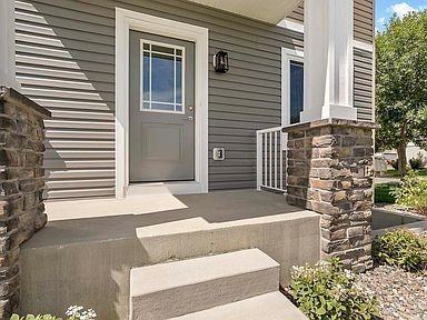 2768 Clover Ridge Dr - Photo 2 of 21